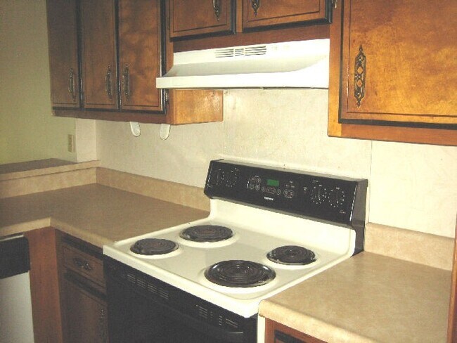 Foto del edificio - LAKE PARK CONDO