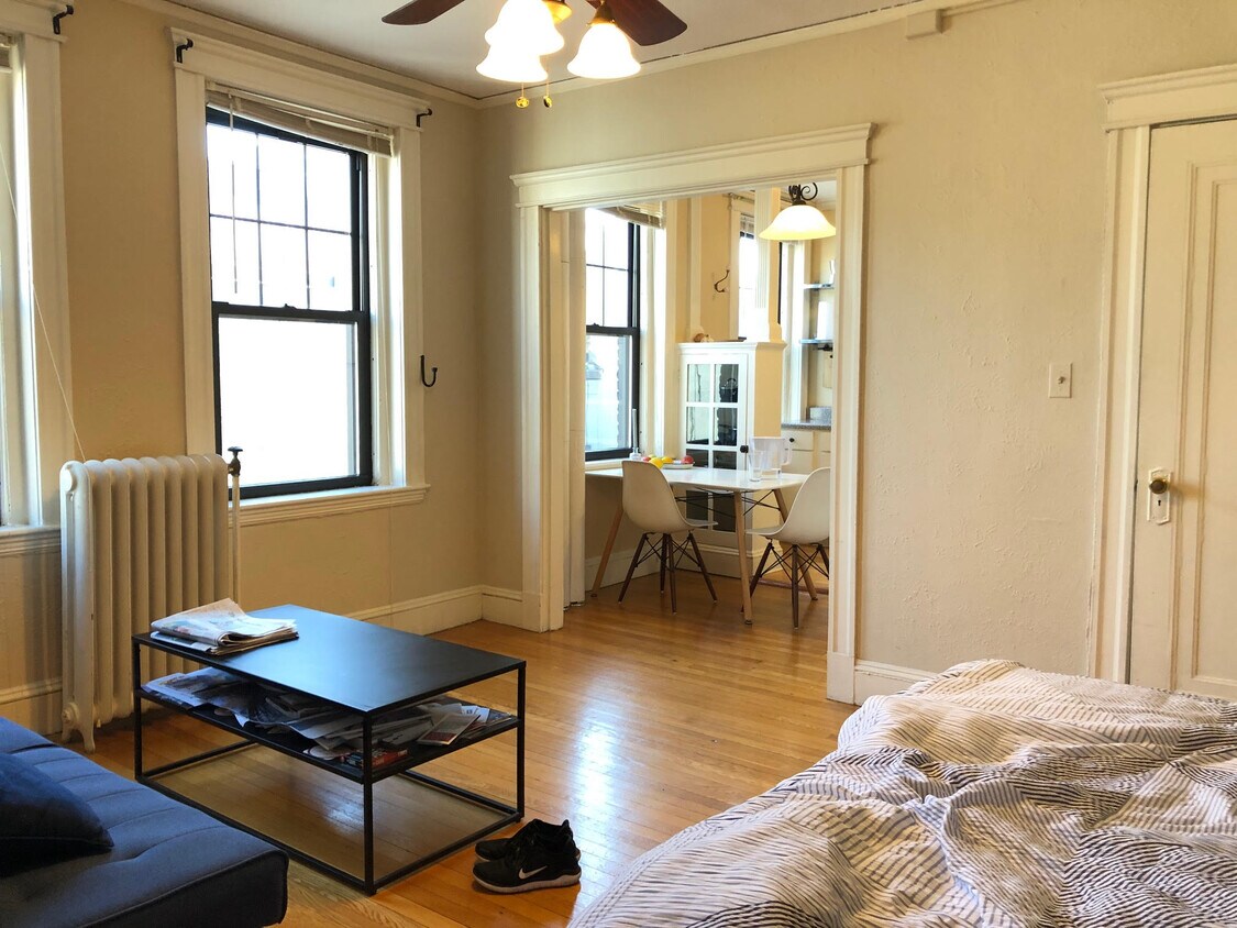 116 Riverway Unit 19, Boston, MA 02215 Condo for Rent in Boston, MA