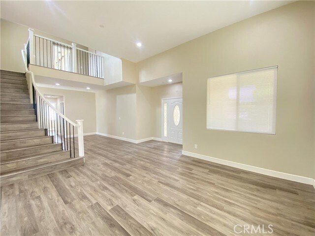 Building Photo - 6683 Olive Ave