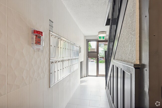 Hall d'entrée - 1602 Bathurst Street