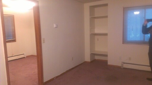 Building Photo - 1460 W 26th Ave
