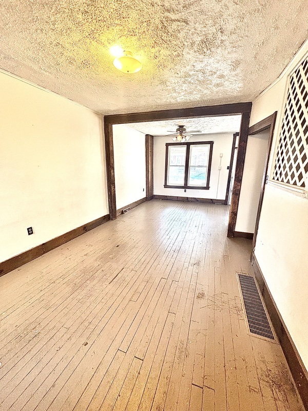 Foto del edificio - 821 5th St