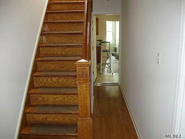 Foto del edificio - 64-39 Woodbine St
