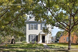 Building Photo - 201 Pimpernel St