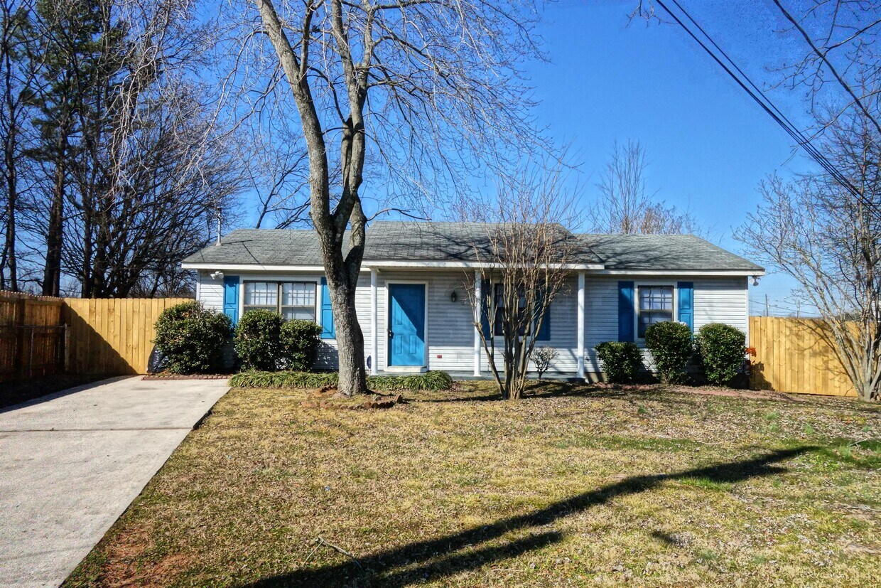 2222 Wimberly Rd NW, Huntsville, AL 35816 House Rental in Huntsville, AL