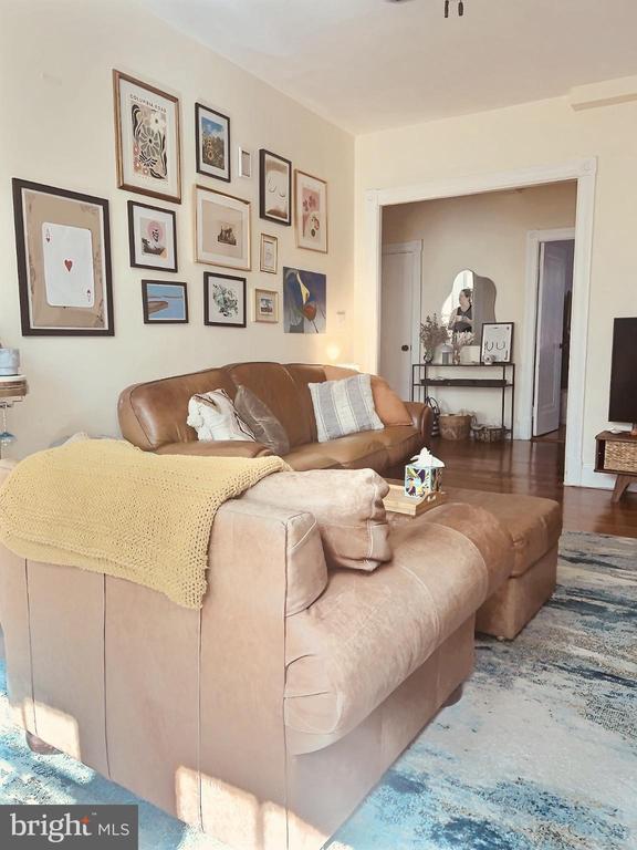 Foto del edificio - 1415 Girard St NW
