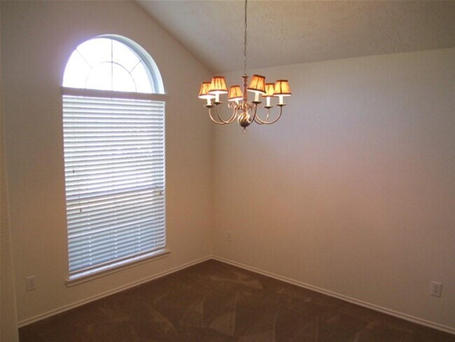Foto del edificio - 18463 Sunrise Pines Dr