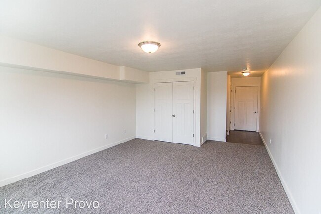 Building Photo - 3 br, 2.5 bath House - 108 E 630 N