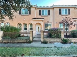 Building Photo - 1701 Patricia Ave