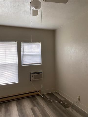Building Photo - 3531 Mt Vernon Ave