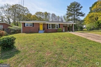 Building Photo - 2519 Miriam Ln