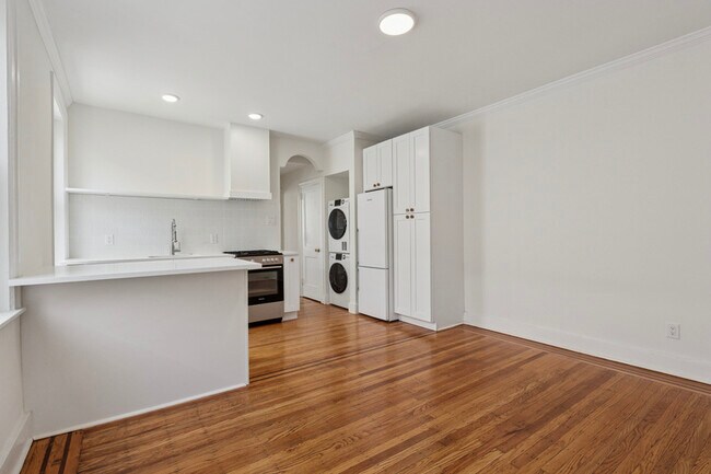 Foto del edificio - 1223 N Franklin St