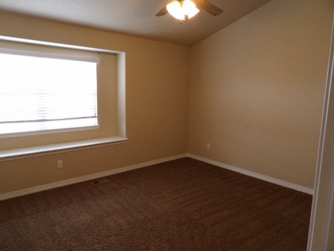 Building Photo - 5928 Cumbre Vista Wy