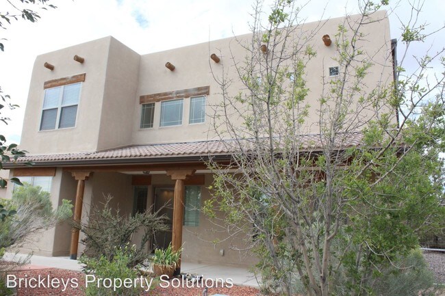 Foto del edificio - 5 br, 3 bath House - 701 3rd St NE