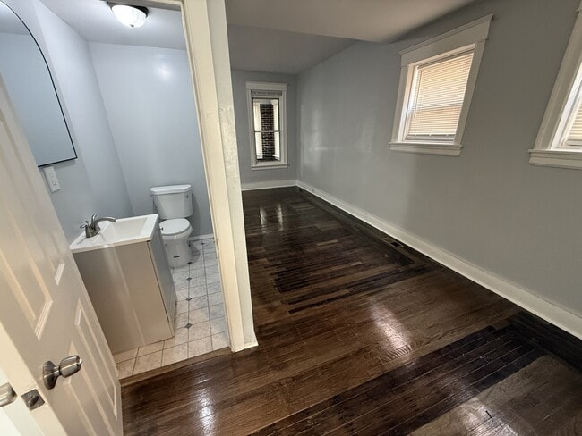 Foto del edificio - 1456 Kaighns Ave