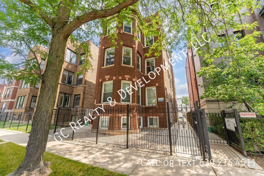 Photo - 4329 N Ashland Ave-Unit 2