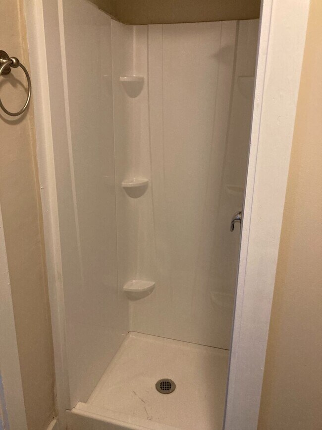 Foto del edificio - Newly Remodeled Studio Apartment