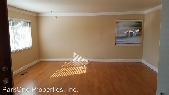 Building Photo - 4 br, 2 bath House - 2380 Saint George Dr.