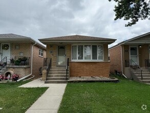 Building Photo - 7807 S Laramie Ave