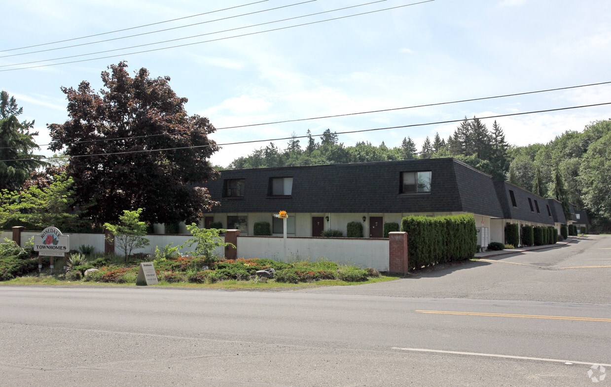 Rosedale Townhomes Apartments in Gig Harbor, WA