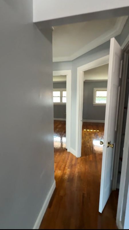 Foto del edificio - 3213 Wickham Ave