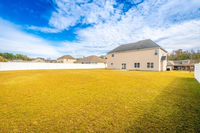 Building Photo - 461 Denali Rd