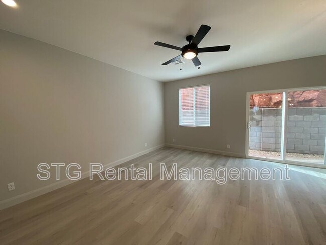 Building Photo - 840 Twin Lakes Dr