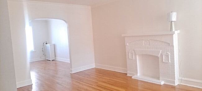 Building Photo - 8014 Kilpatrick Ave