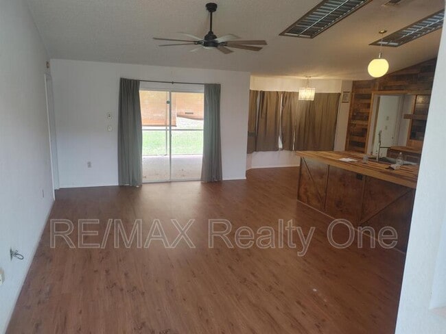 Building Photo - 2931 W Beamwood Dr