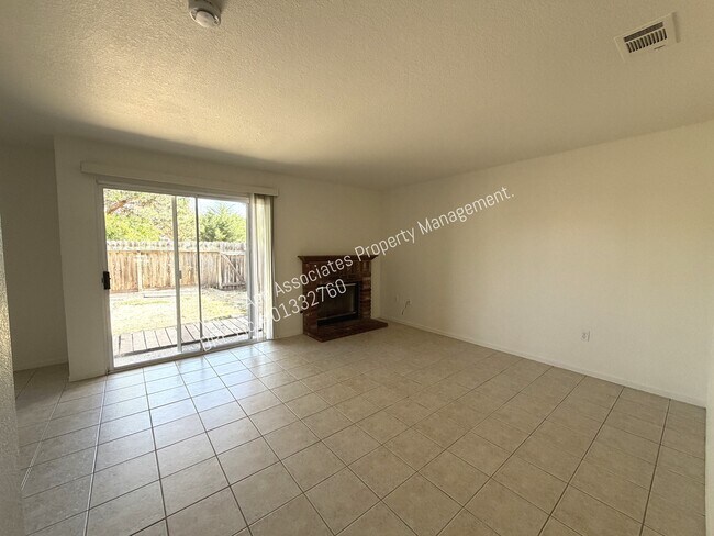 Foto del edificio - 170 Goodwin Rd