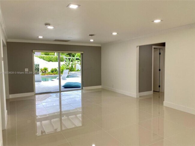 Foto del edificio - 3 bedroom in Hollywood FL 33019