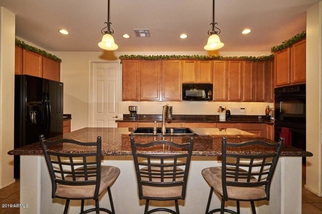 Foto del edificio - 20420 W Terrace Ln