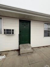 Building Photo - 25665 W Bridge St