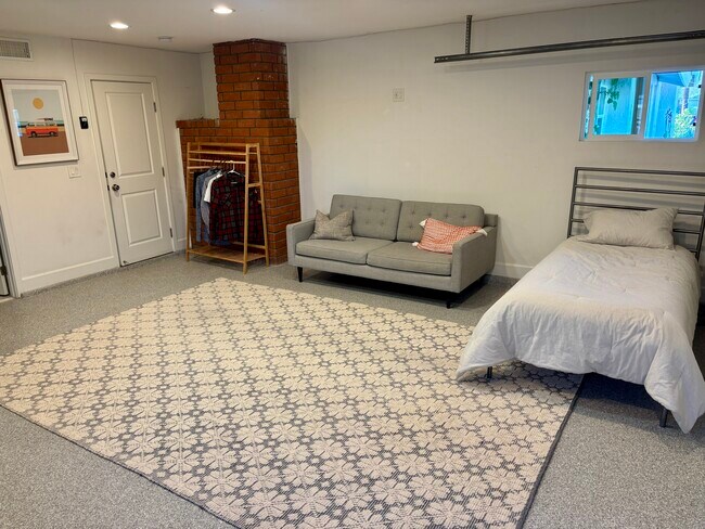 Foto del edificio - 14591 allen St
