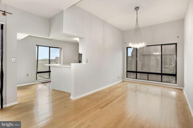 Foto del edificio - 104 Roberts Ln