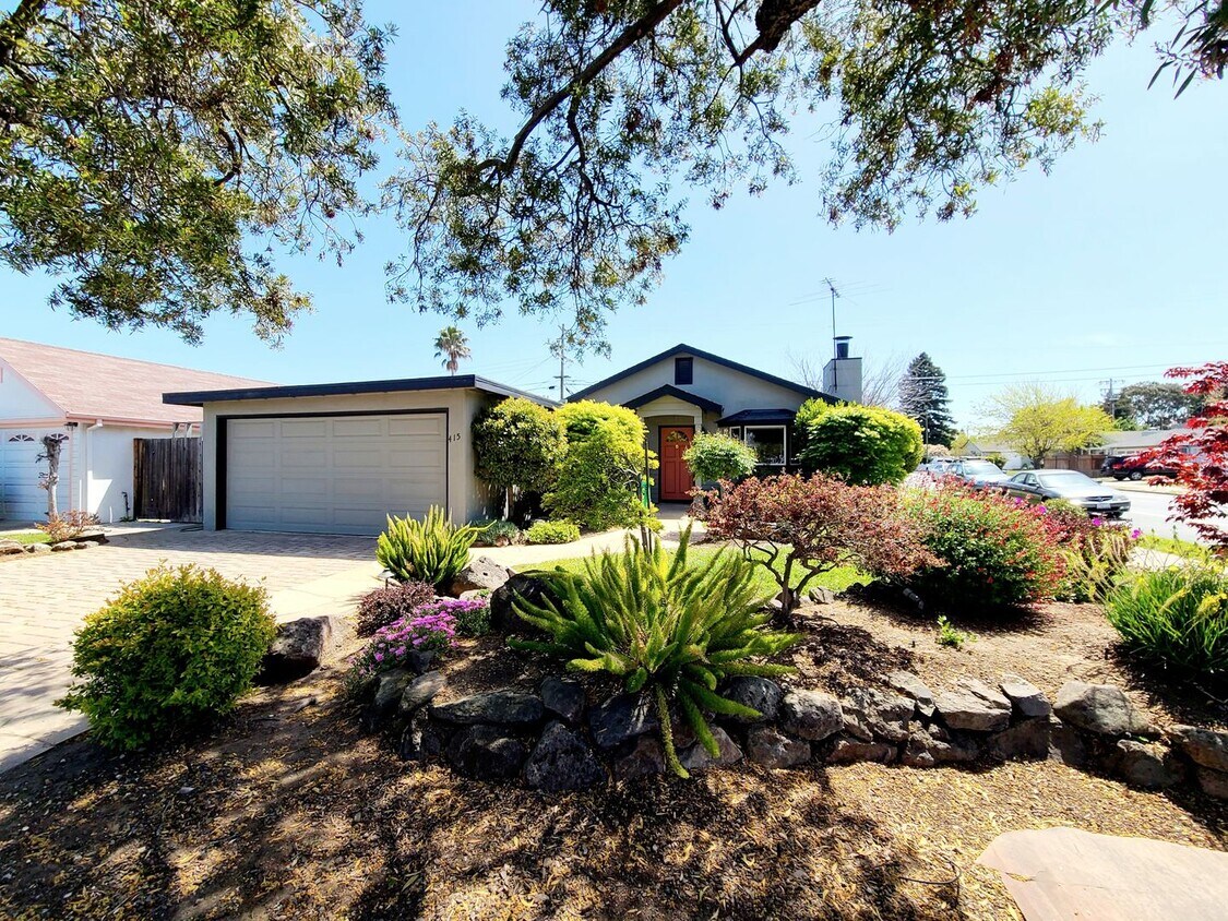 Foto principal - Well Maintained Home in a Wonderful Neighb...