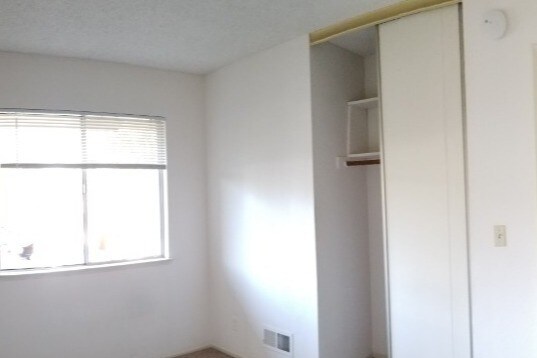 Foto del edificio - 223 Palo Verde Terrace