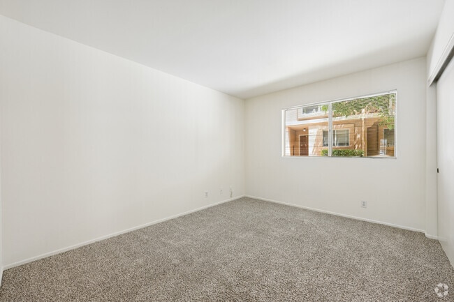 2BR, 2BA - 1000SF - Primary Bedroom - Broadway Village