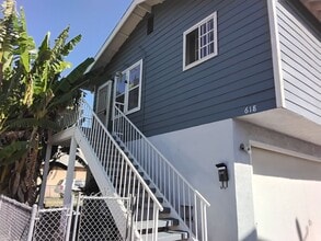 Building Photo - 618-622 Santa Clara St