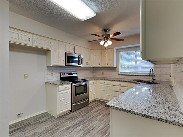 Building Photo - 3502 Palomino Dr