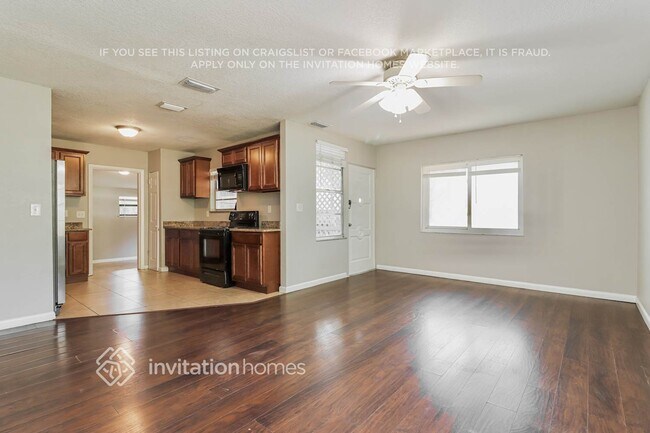 Foto del edificio - 939 Lakewood Ave
