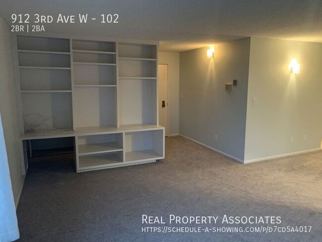 Building Photo - 912 3rd Ave W