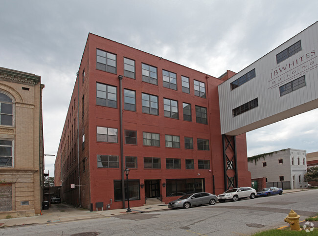 Foto del edificio - The Residences at the JB Whites Building