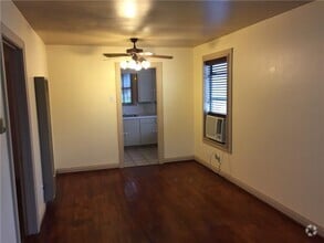Building Photo - 611 W 37th St