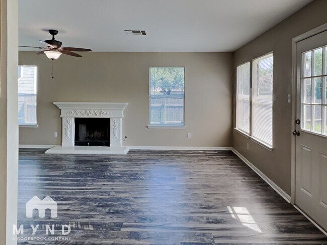 Building Photo - 2800 Single Trace Ct