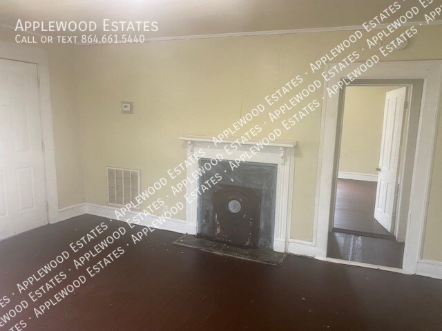 Foto del edificio - 547 Woodruff St