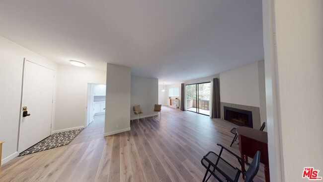 Building Photo - 3480 Barham Blvd