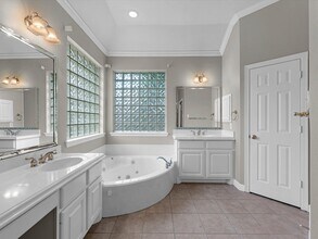 Building Photo - 13535 Missarah Ln