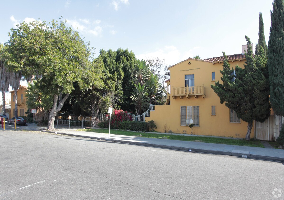 Villa Park - Park Villa Apartments