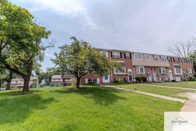 Building Photo - 945 Stormont Cir